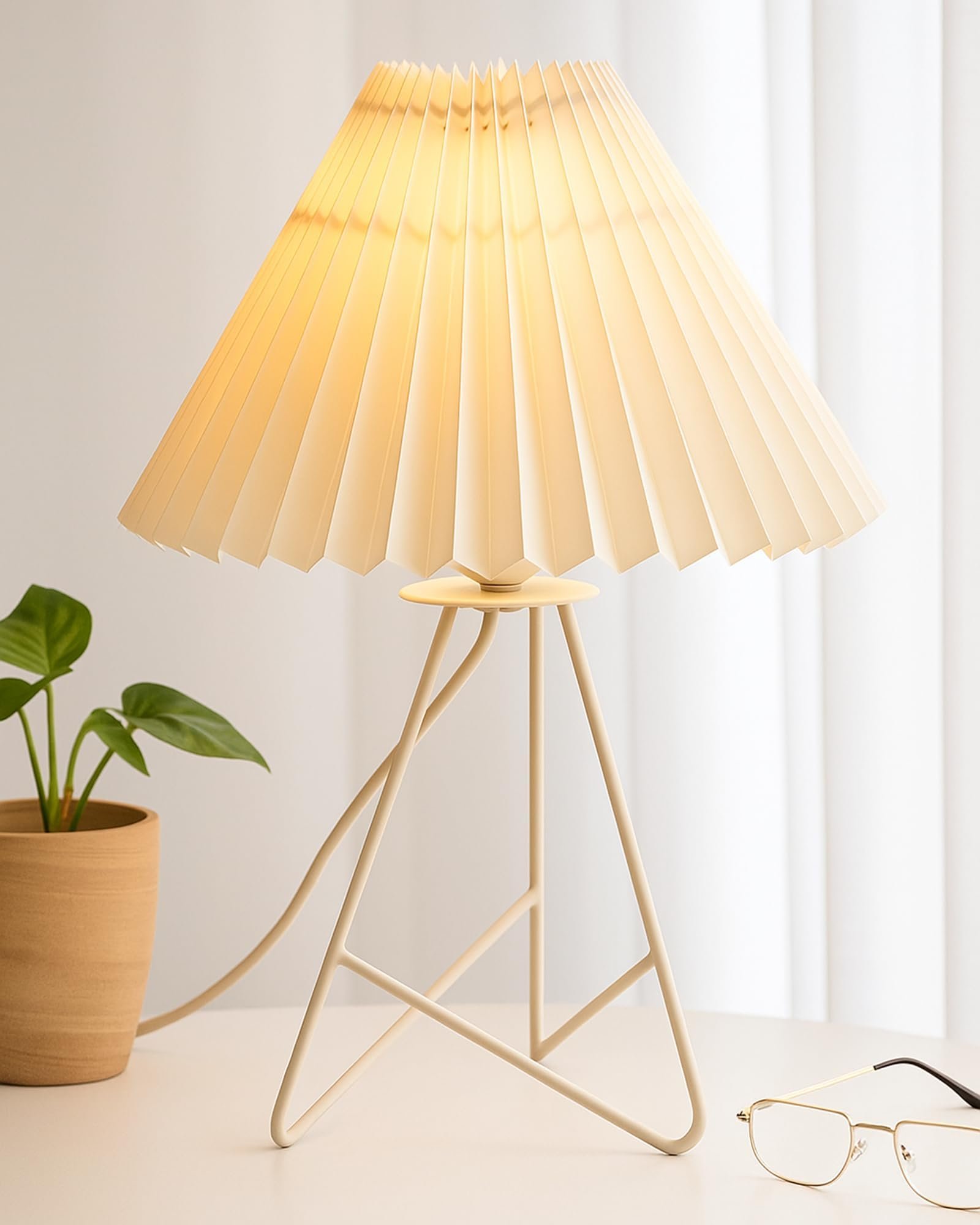 Homesakeยฎ Retro Down to the Wire Metal Table Lamp with Fabric Shade, Bedside Lamp Gift Housewarming Home Living Room, Pleated Shade (Off-White)