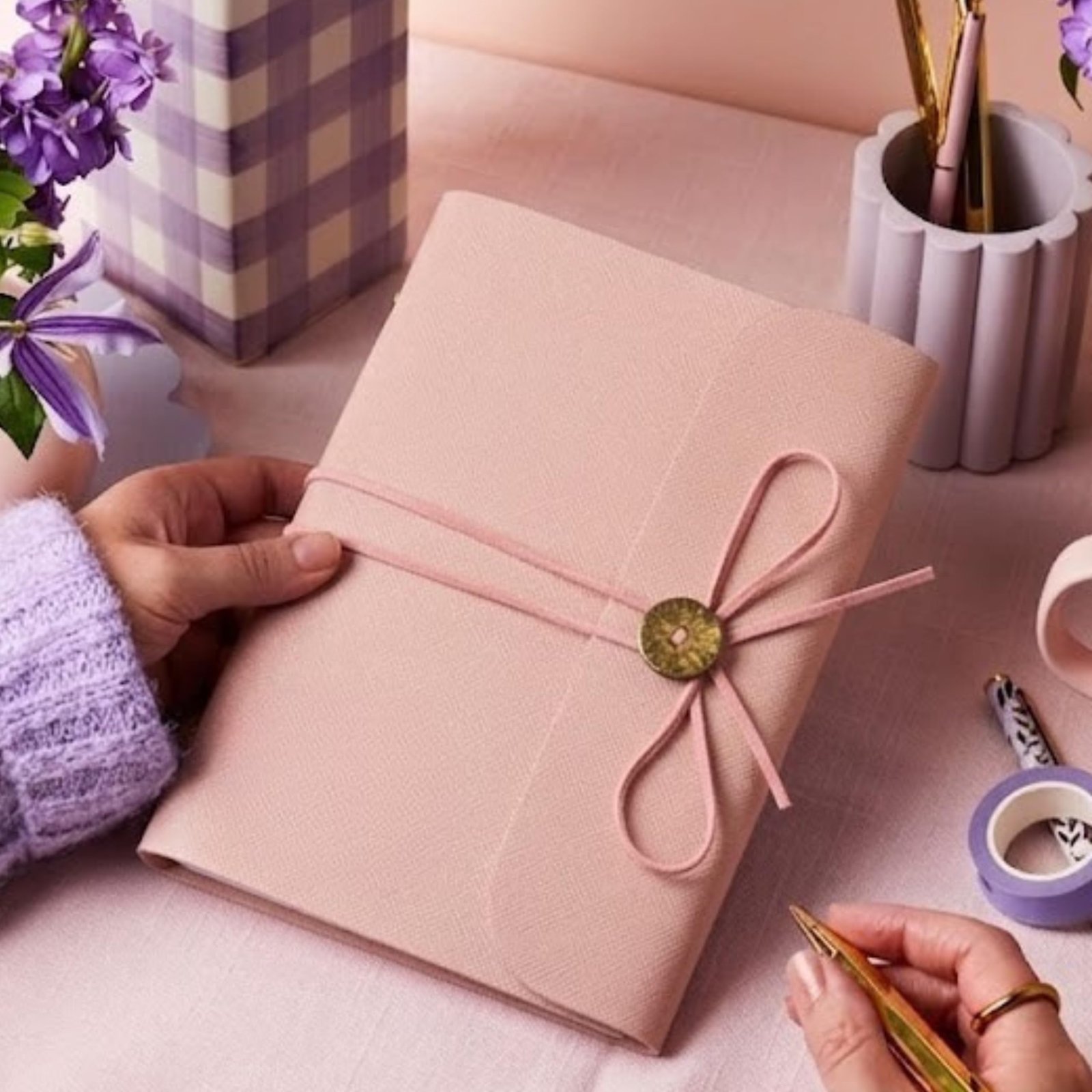 The Messy Corner Handcrafted Threaded Leather Diary | A Stylish A5 Travel Diary for Men and Women | Perfect for Birthday | 80 GSM, 140 Ruled Pages | Salmon Pink - Image 4